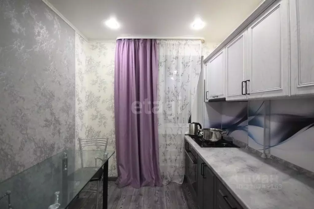 2-к кв. Ямало-Ненецкий АО, Новый Уренгой Сибирская ул., 17 (56.0 м) - Фото 2