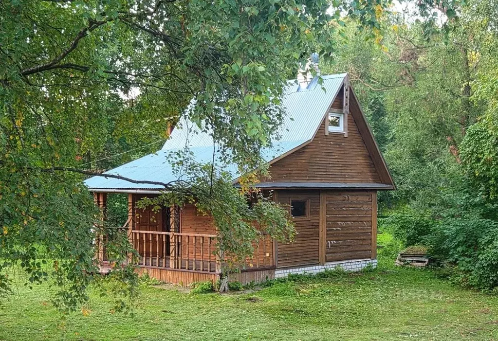 Дом в Тверская область, Кашинский муниципальный округ, д. Перетрясово  ... - Фото 1