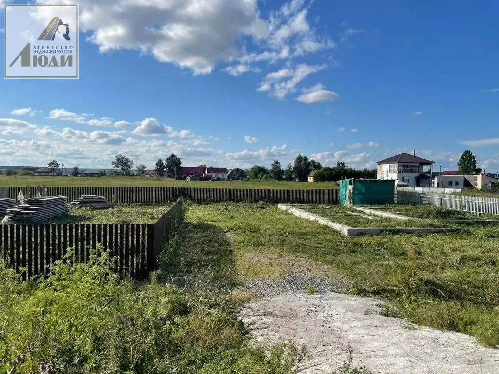 Участок в Новосибирская область, Коченево рп ул. Садовая (10.0 сот.) - Фото 0