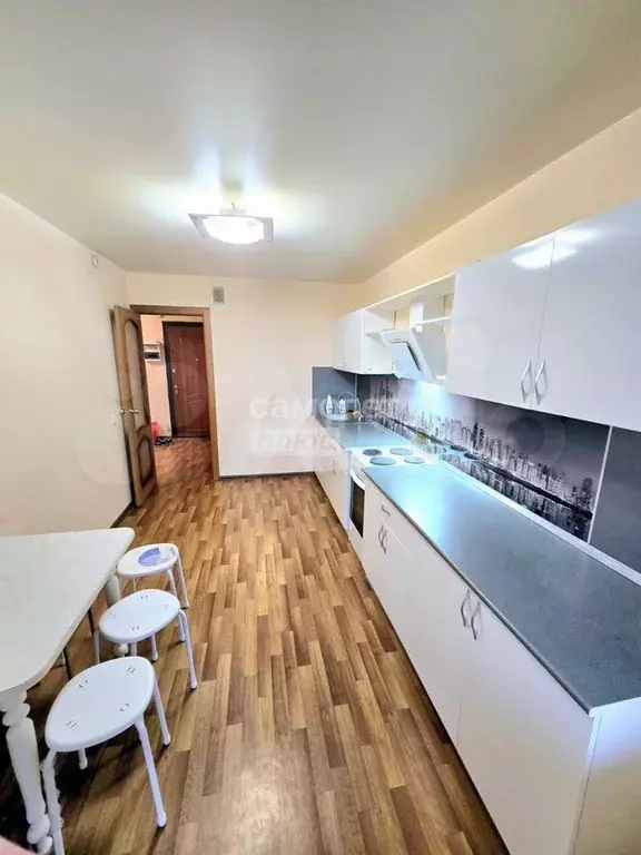 1-к. квартира, 37 м, 5/10 эт. - Фото 0