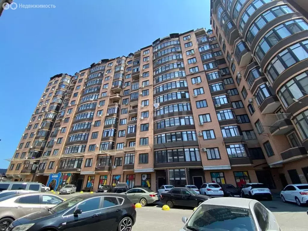 3-комнатная квартира: Махачкала, улица Устарбекова, 6 (107.6 м) - Фото 2