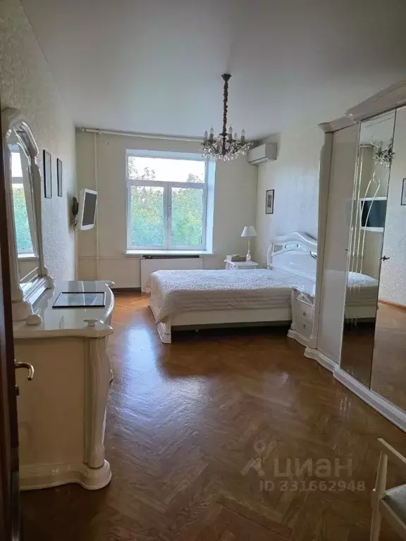 3-к кв. Москва Кутузовский просп., 33 (85.8 м) - Фото 1