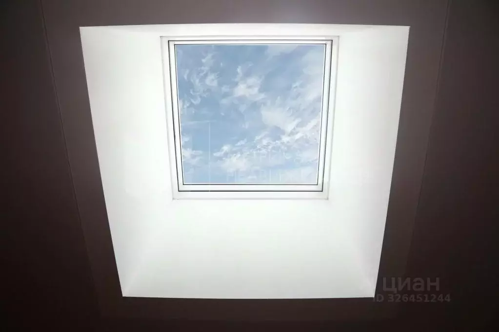 Студия Тюменская область, Тюмень ул. Стройотрядовская, 16 (26.0 м) - Фото 1