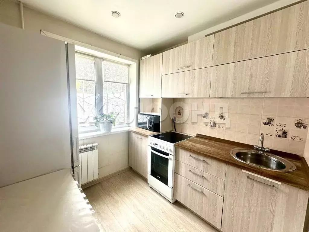 2-к кв. Иркутская область, Иркутск Первомайский мкр, 39 (44.0 м) - Фото 1