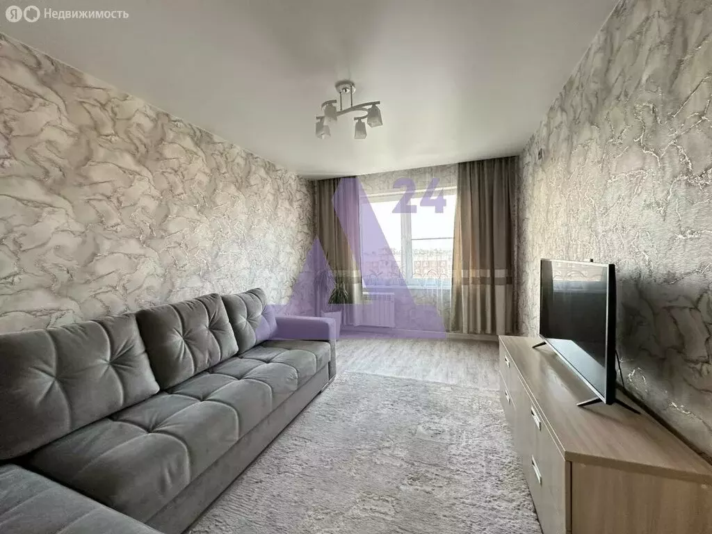 3-комнатная квартира: Барнаул, улица Энтузиастов, 65 (72 м) - Фото 0