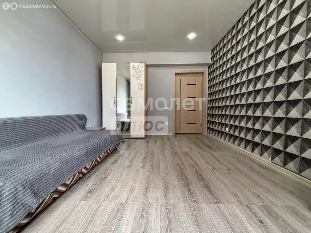 2-комнатная квартира: Иркутск, Братская улица, 7/9 (52.6 м) - Фото 1