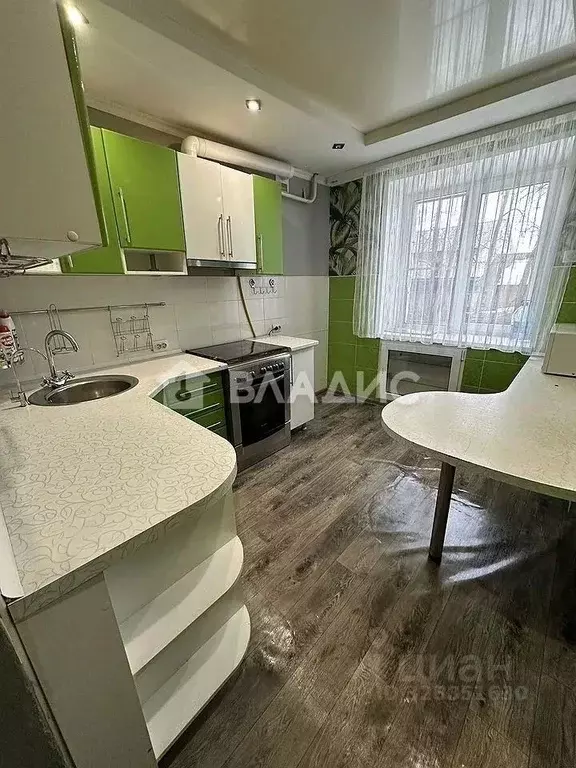 3-к кв. Ивановская область, Иваново ул. Красных Зорь, 45 (63.2 м) - Фото 1