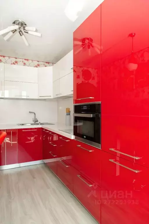 3-к кв. Приморский край, Владивосток Владикавказская ул., 3 (80.0 м) - Фото 1