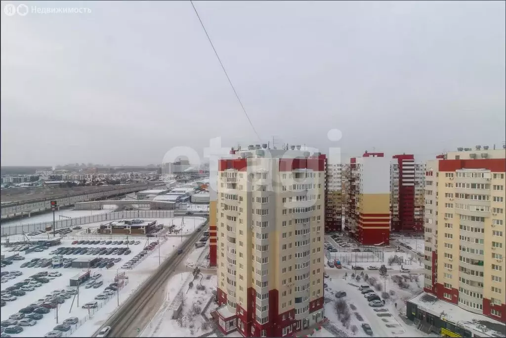 3-комнатная квартира: Тюмень, улица Василия Гольцова, 2 (73.2 м) - Фото 2