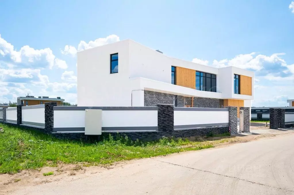 Коттедж в Московская область, Наро-Фоминский городской округ, д. ... - Фото 2