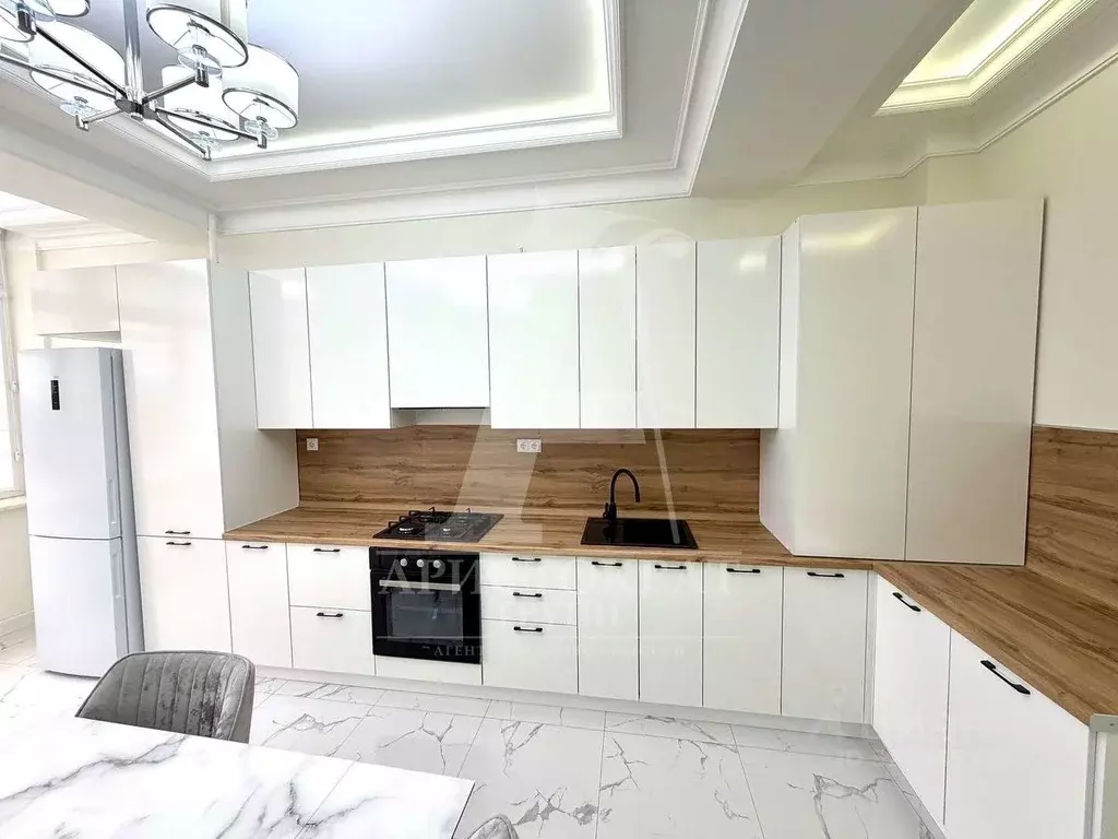 3-к кв. Ставропольский край, Ессентуки Баталинская ул., 23 (130.0 м) - Фото 1