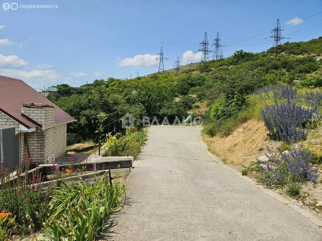 Участок в Новороссийск, улица Унана Аветисяна, 39 (7 м) - Фото 1