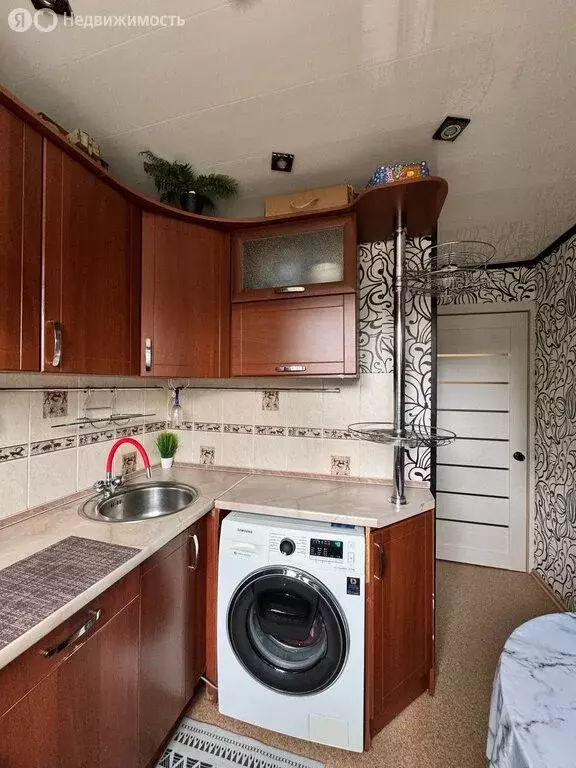 2-комнатная квартира: Братск, жилой район Энергетик, улица Пирогова, ... - Фото 1