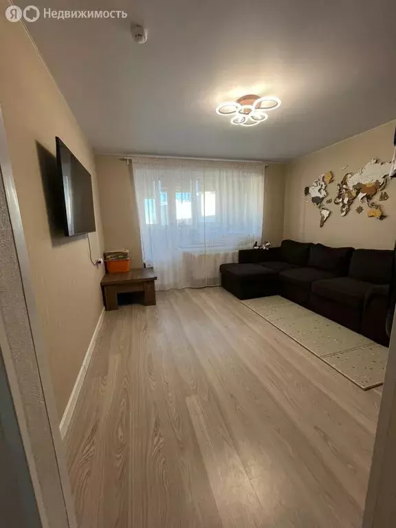 2-комнатная квартира: село Миловка, проспект Чижова, 3 (59.7 м) - Фото 1