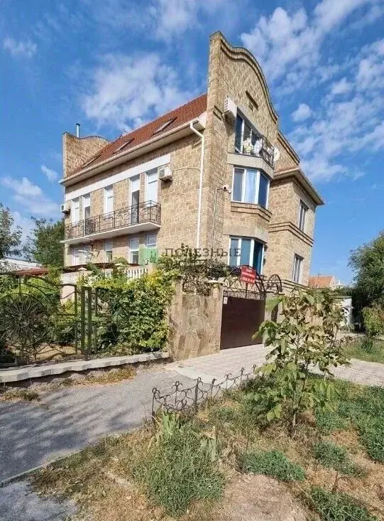 Дом в Крым, Евпатория ул. Кирова, 76А (560 м) - Фото 1
