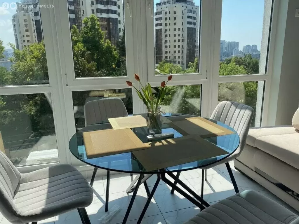 2-комнатная квартира: Сочи, Виноградная улица, 4 (53 м) - Фото 1