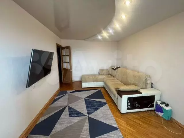 2-к. квартира, 49 м, 4/9 эт. - Фото 0
