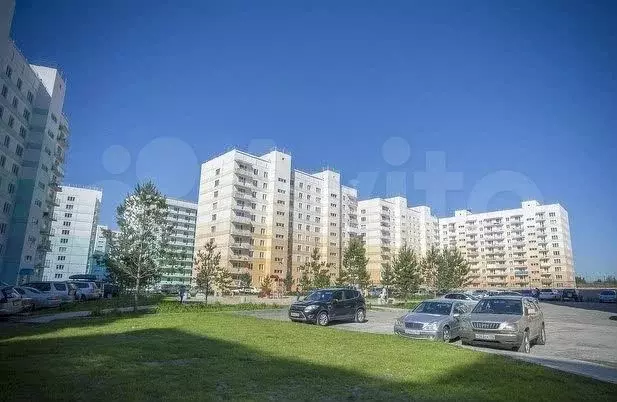 3-к. квартира, 90м, 3/10эт. - Фото 0