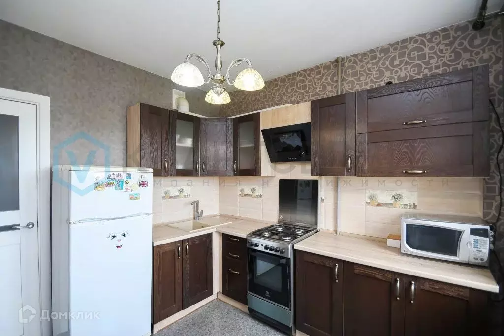 Продаётся 3-к квартира, 62.8 м - Фото 1