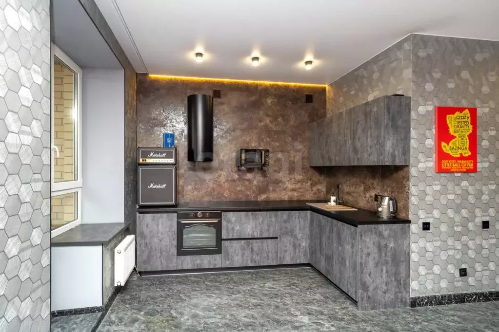 Студия Тюменская область, Тюмень ул. Тимофея Кармацкого, 5 (41.4 м) - Фото 1