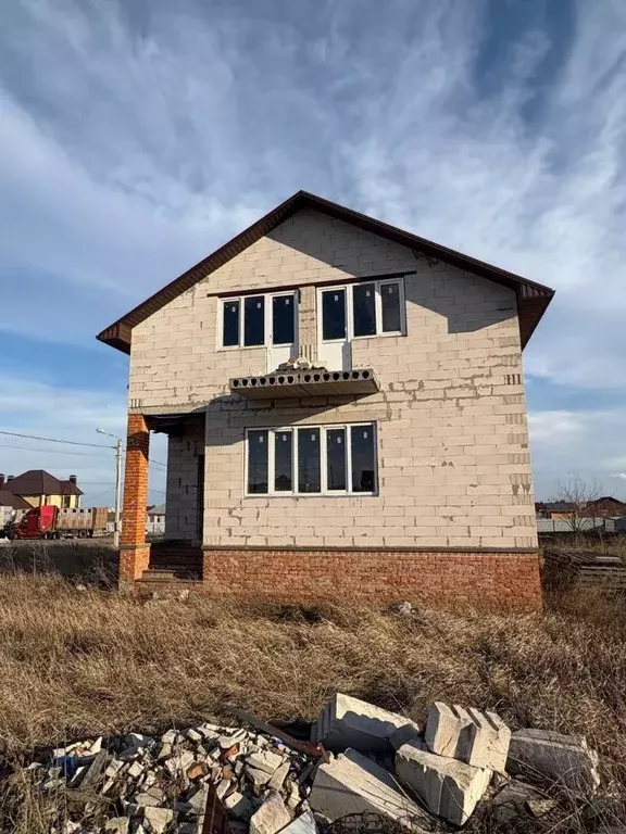 Дом в Белгородская область, Белгородский район, с. Стрелецкое ул. ... - Фото 1