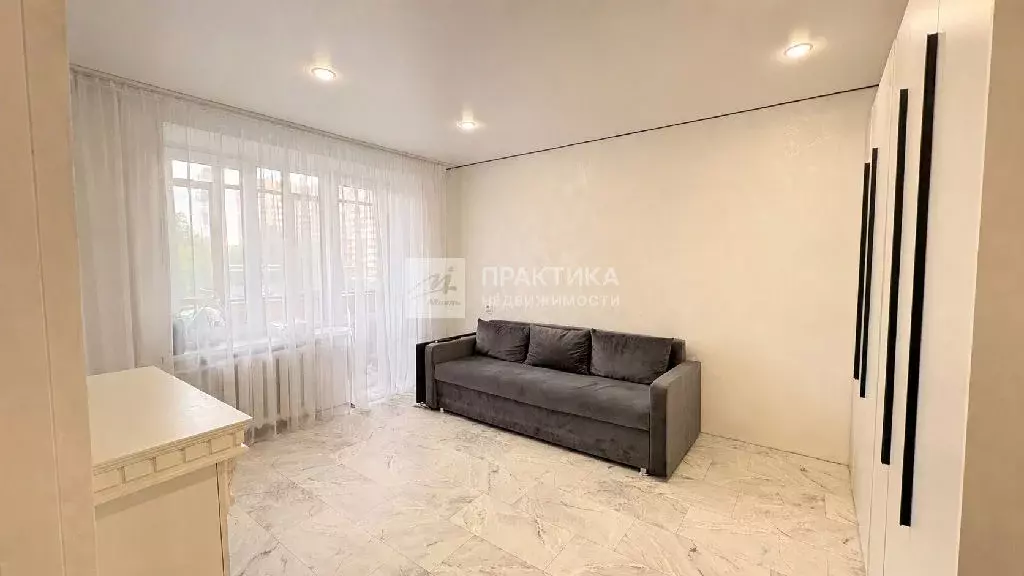 Продается 1-комнатная квартира - Фото 1