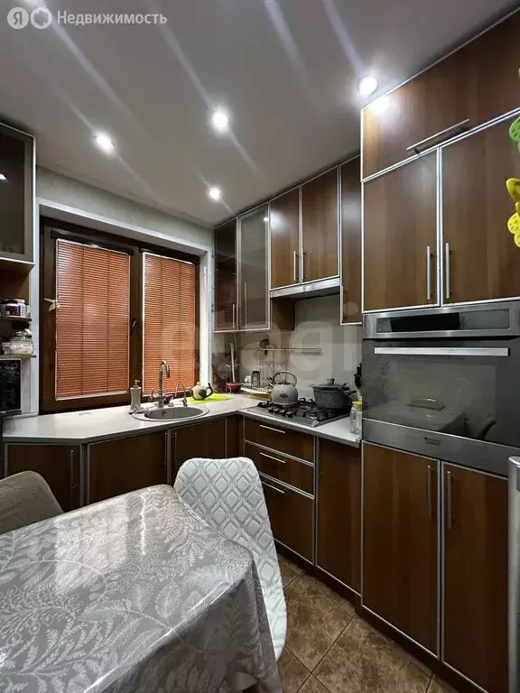 2-комнатная квартира: Усинск, Пионерская улица, 11 (49.5 м) - Фото 2