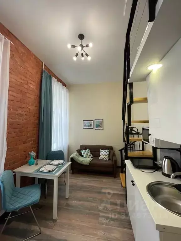 Студия Санкт-Петербург ул. Марата, 70а-70б (17.0 м) - Фото 1