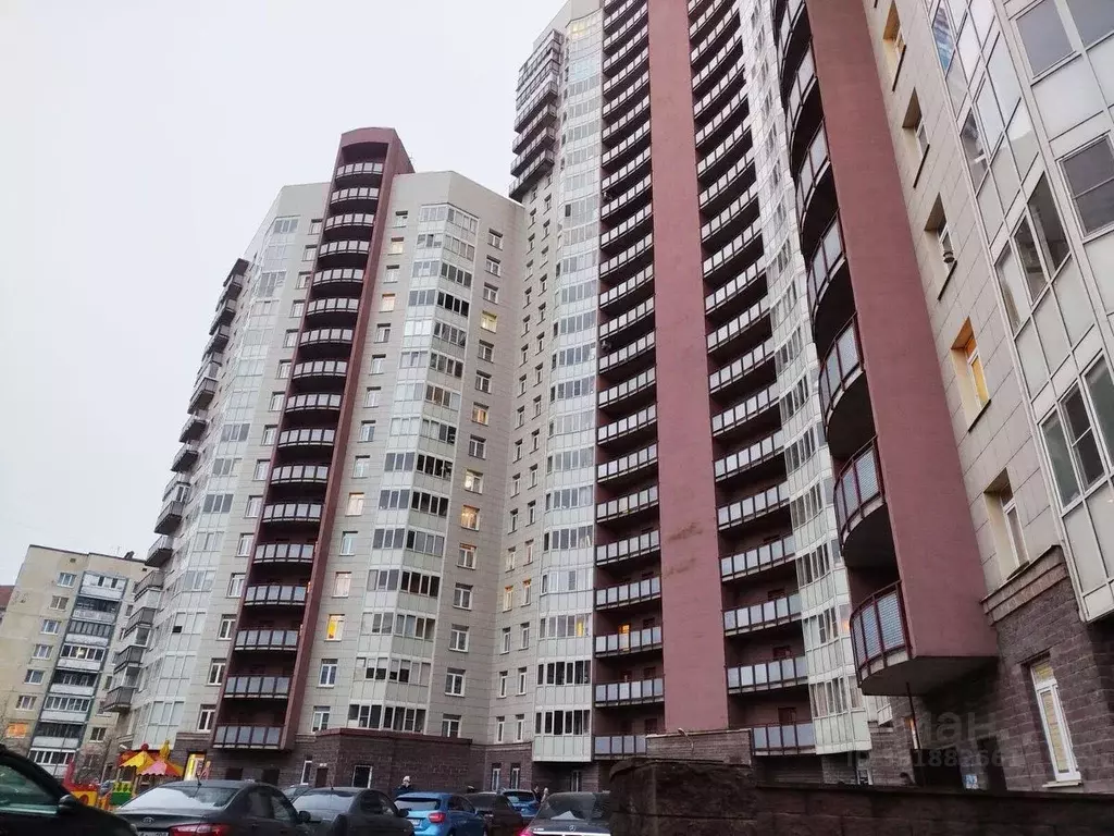 2-к кв. Санкт-Петербург ул. Передовиков, 9к2 (69.1 м) - Фото 1