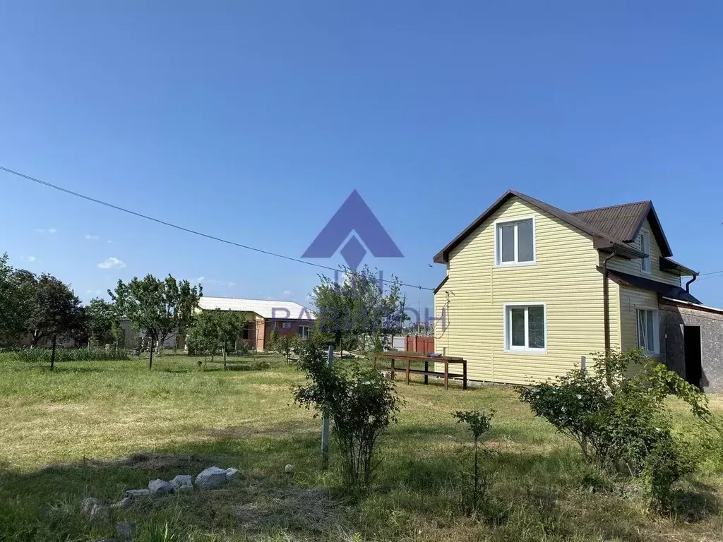 Дом в Ростовская область, Волгодонской район, Романовская ст-ца пер. ... - Фото 1