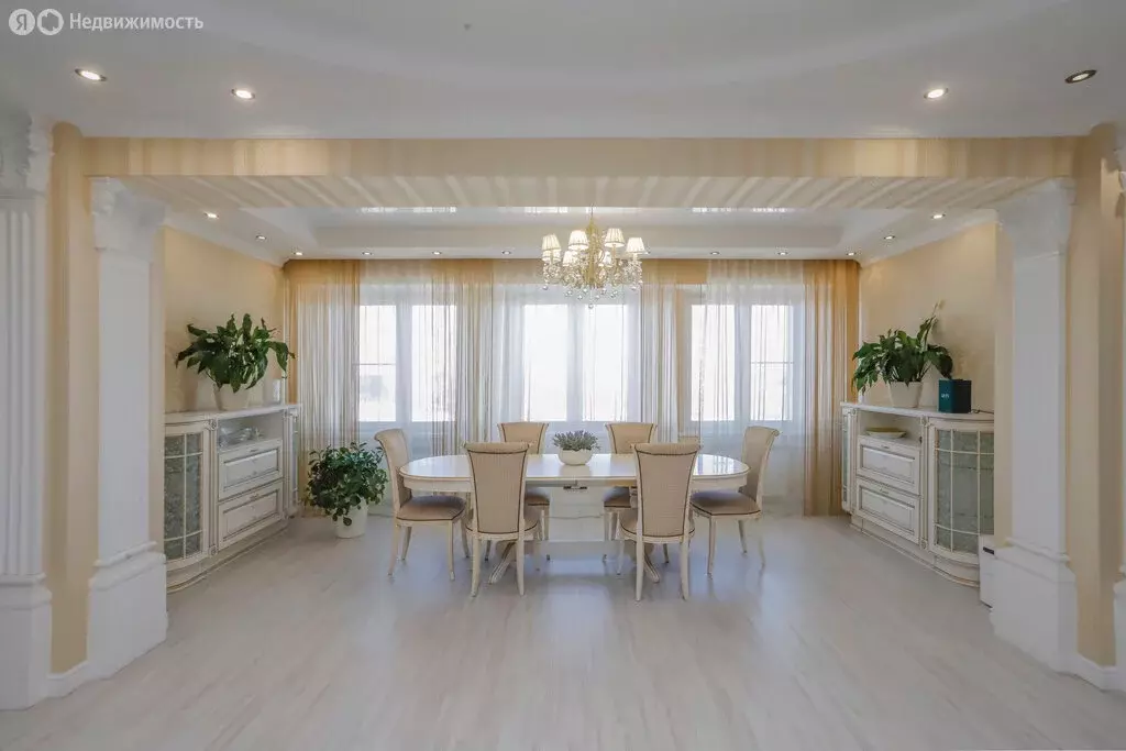 3-комнатная квартира: Иркутск, проспект Маршала Жукова, 5/2 (182.1 м) - Фото 0