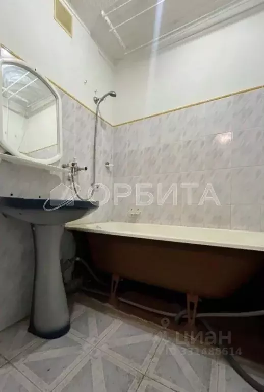 2-к кв. Тюменская область, Тюмень ул. Домостроителей, 16к3 (52.0 м) - Фото 2