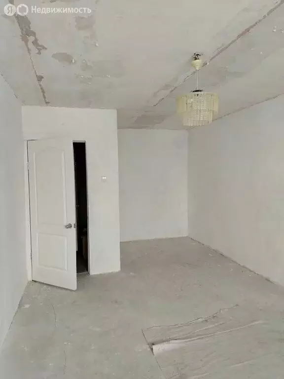 1-комнатная квартира: Курган, улица Кремлёва, 3 (33.1 м) - Фото 2