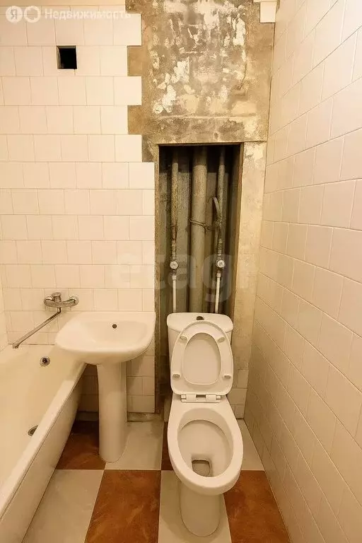 2-комнатная квартира: Омск, Космический проспект, 33 (42.2 м) - Фото 1