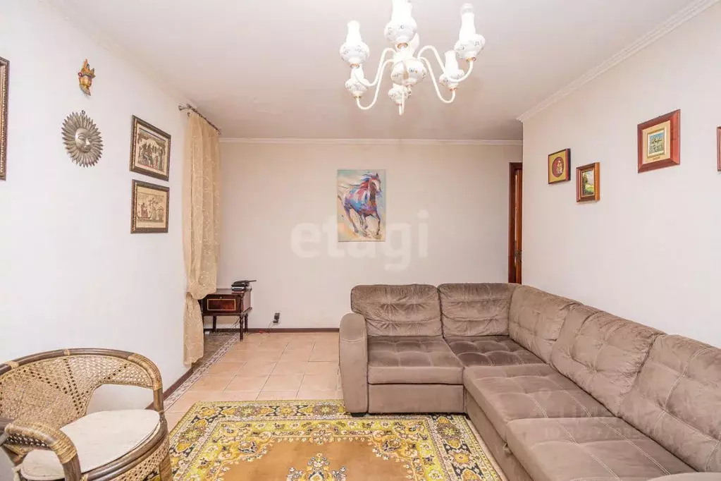 2-к кв. Тюменская область, Тюмень Профсоюзная ул., 5 (54.6 м) - Фото 1