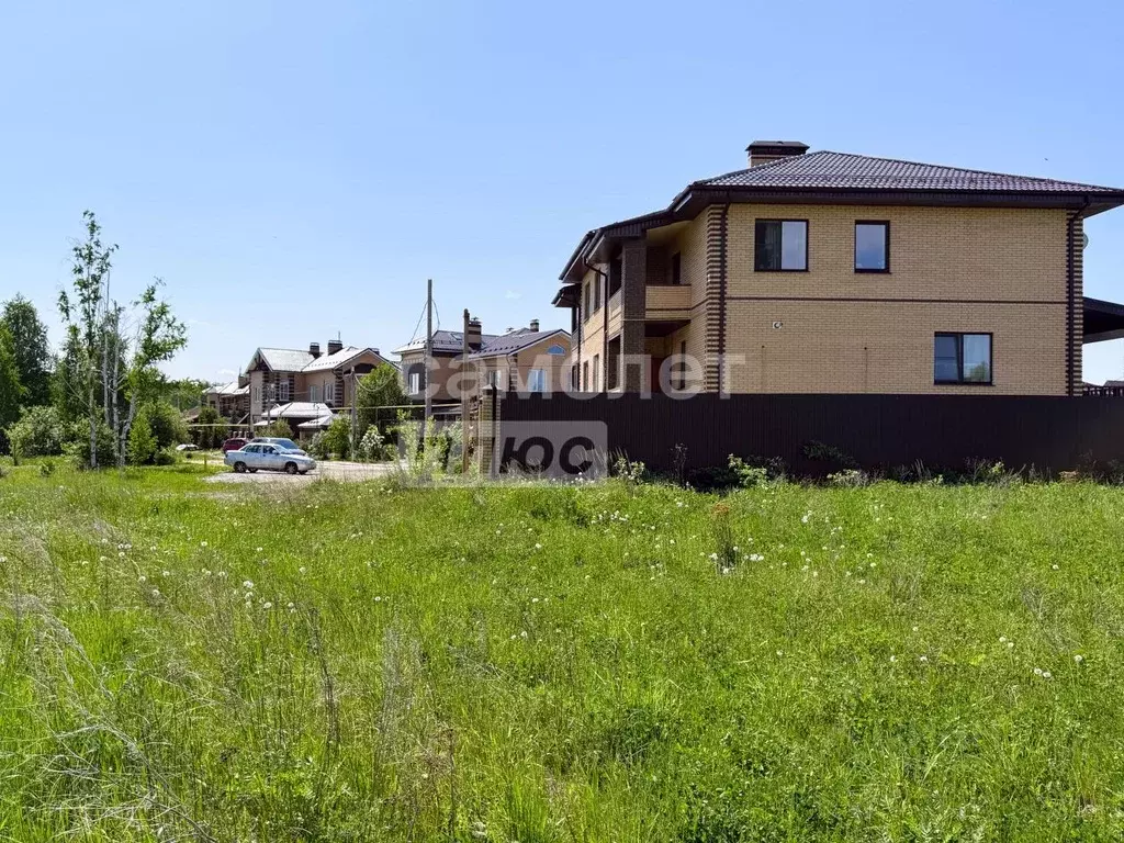 Участок в Свердловская область, Верхняя Пышма городской округ, с. ... - Фото 0