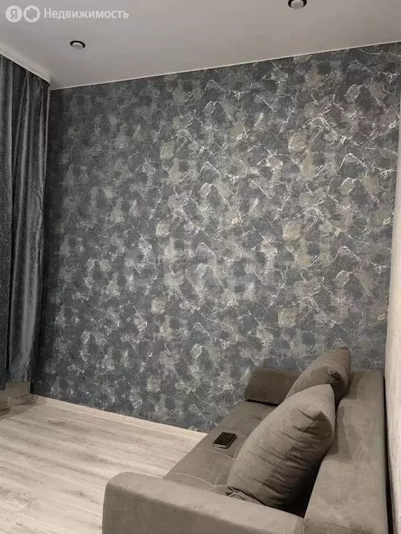 1к в -комнатной квартире (18.8 м) - Фото 1