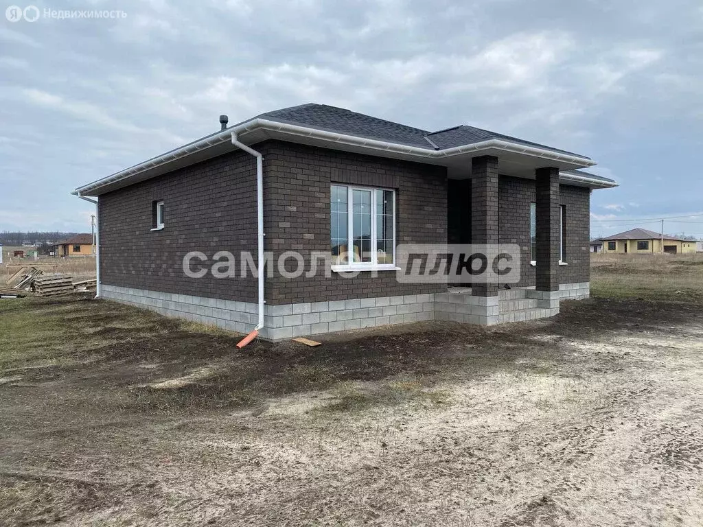Дом в село Хохлово, Степная улица (100 м) - Фото 1