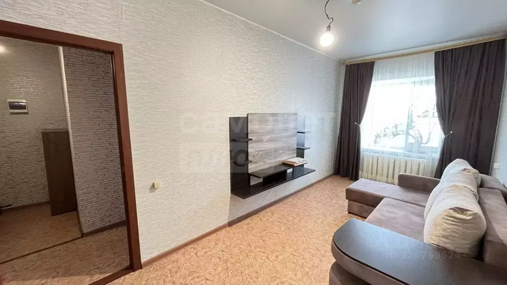 1-к кв. Оренбургская область, пос. Саракташ пер. Школьный, 6 (28.8 м) - Фото 1