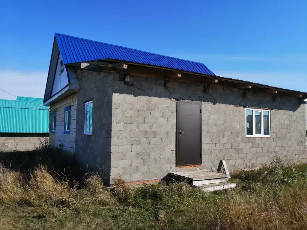 Дом в Башкортостан, Гафурийский район, Красноусольский сельсовет, с. ... - Фото 2