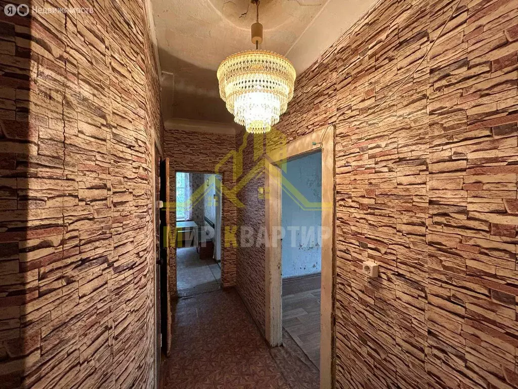 3-комнатная квартира: Орск, микрорайон Новый город, улица Горького, 36 ... - Фото 0