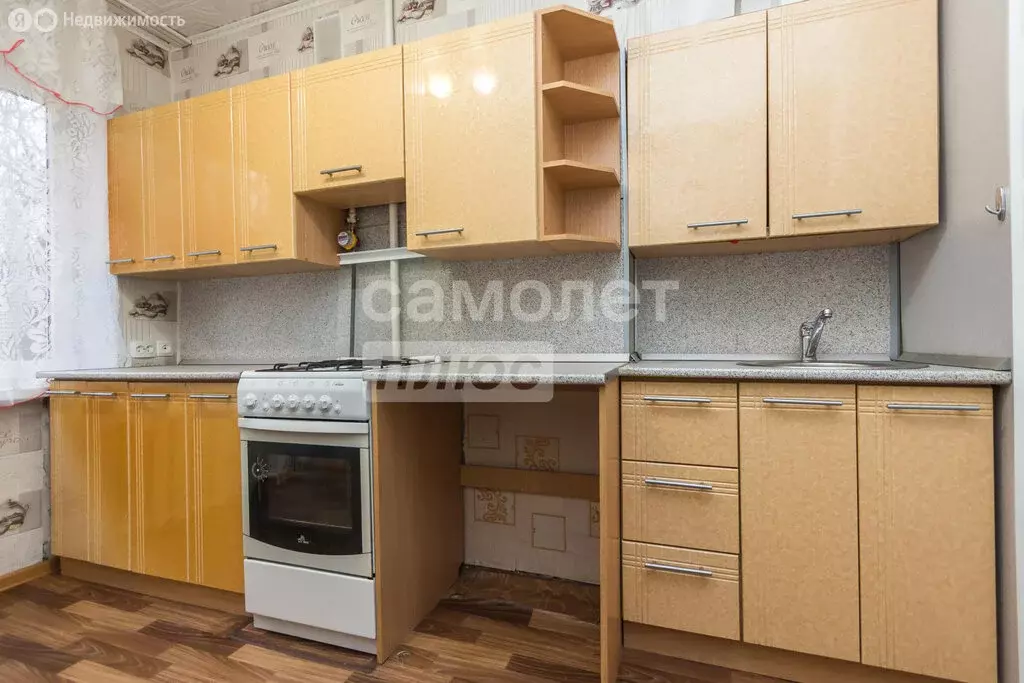 3-комнатная квартира: Уфа, улица Шота Руставели, 27/3 (52.4 м) - Фото 2