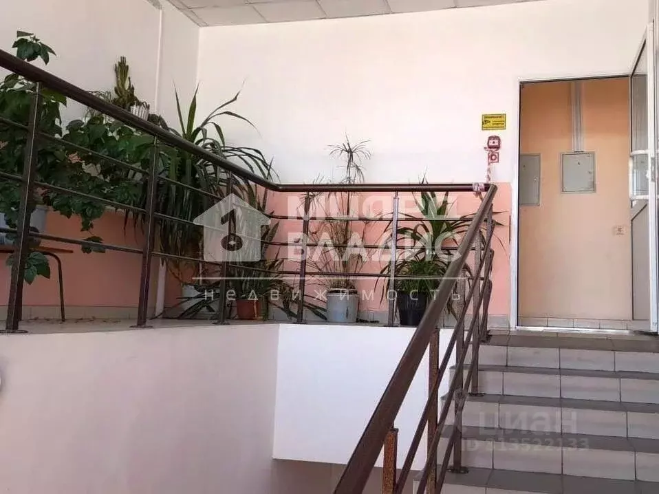 Помещение свободного назначения в Омская область, Омск ул. Богдана ... - Фото 0