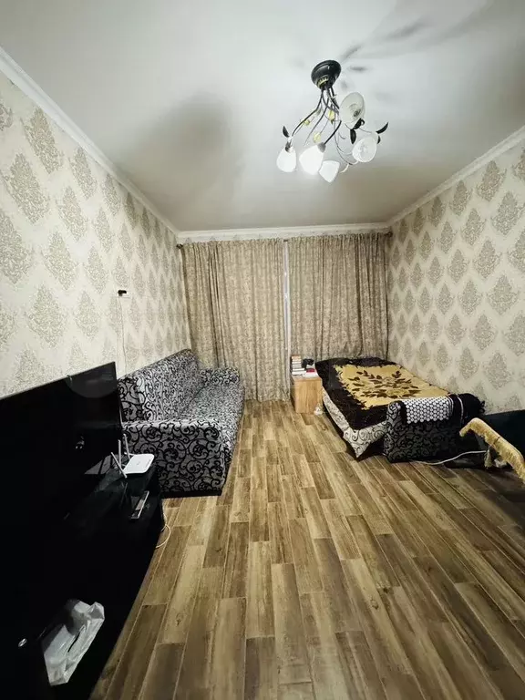2-к. квартира, 48 м, 1/9 эт. - Фото 0
