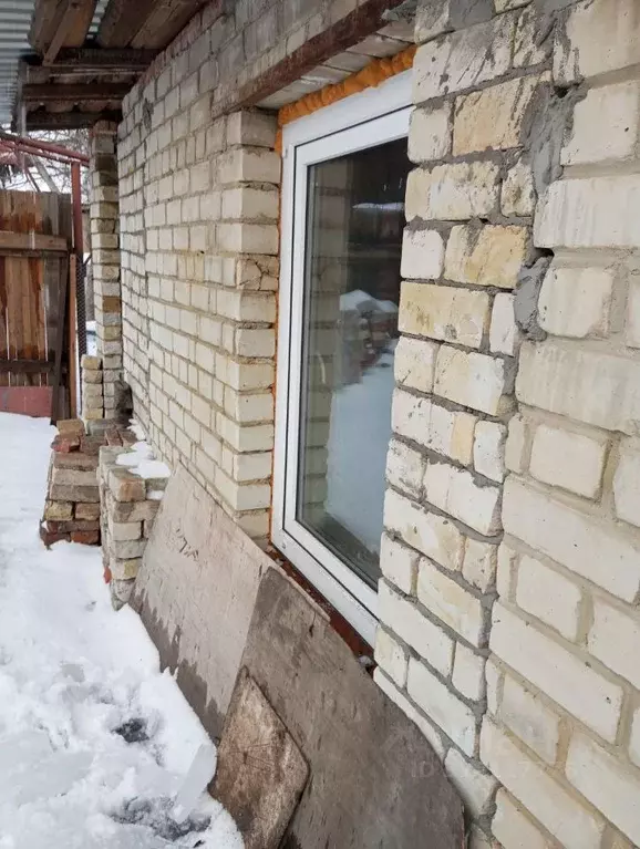 Дом в Саратовская область, Саратов ул. Имени А.В. Суворова, 15 (60 м) - Фото 0