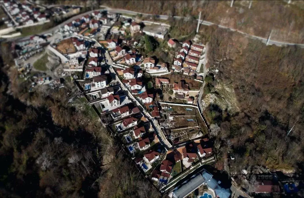 Дом в Краснодарский край, Сочи городской округ, с. Монастырь ул. ... - Фото 2