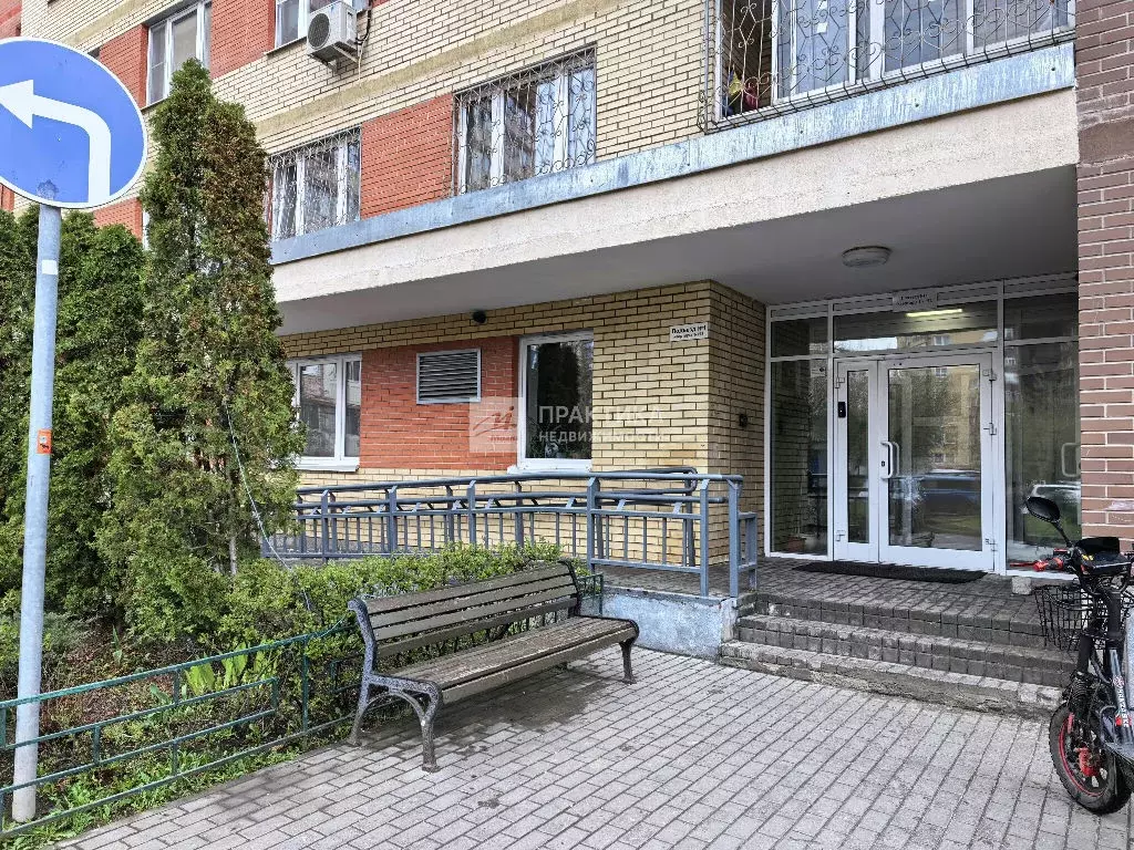 Продается 3-комнатная квартира - Фото 1