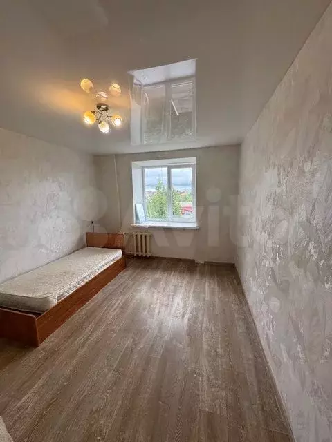 Комната 14,4 м в 4-к., 6/10 эт. - Фото 0