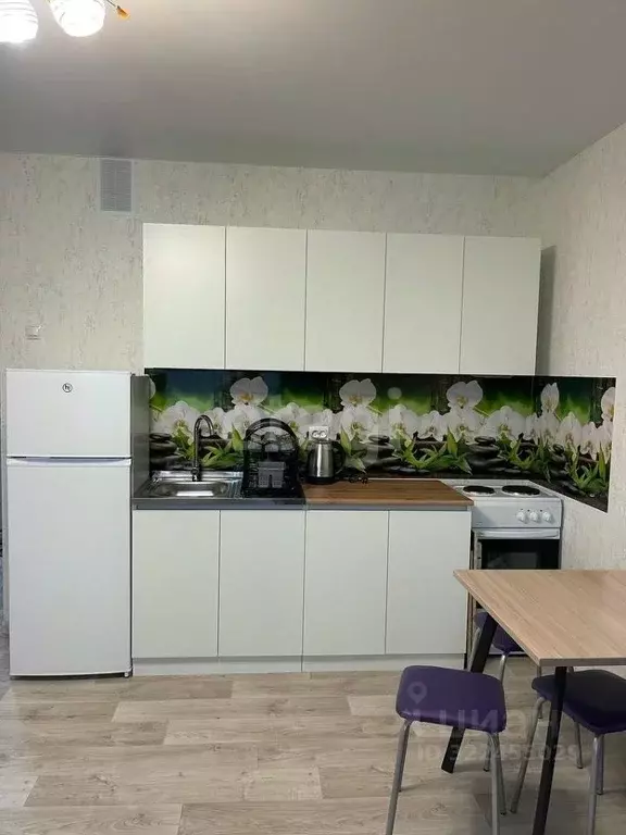 1-к кв. Курганская область, Курган Заозерный жилрайон, 12-й мкр, 26 ... - Фото 1