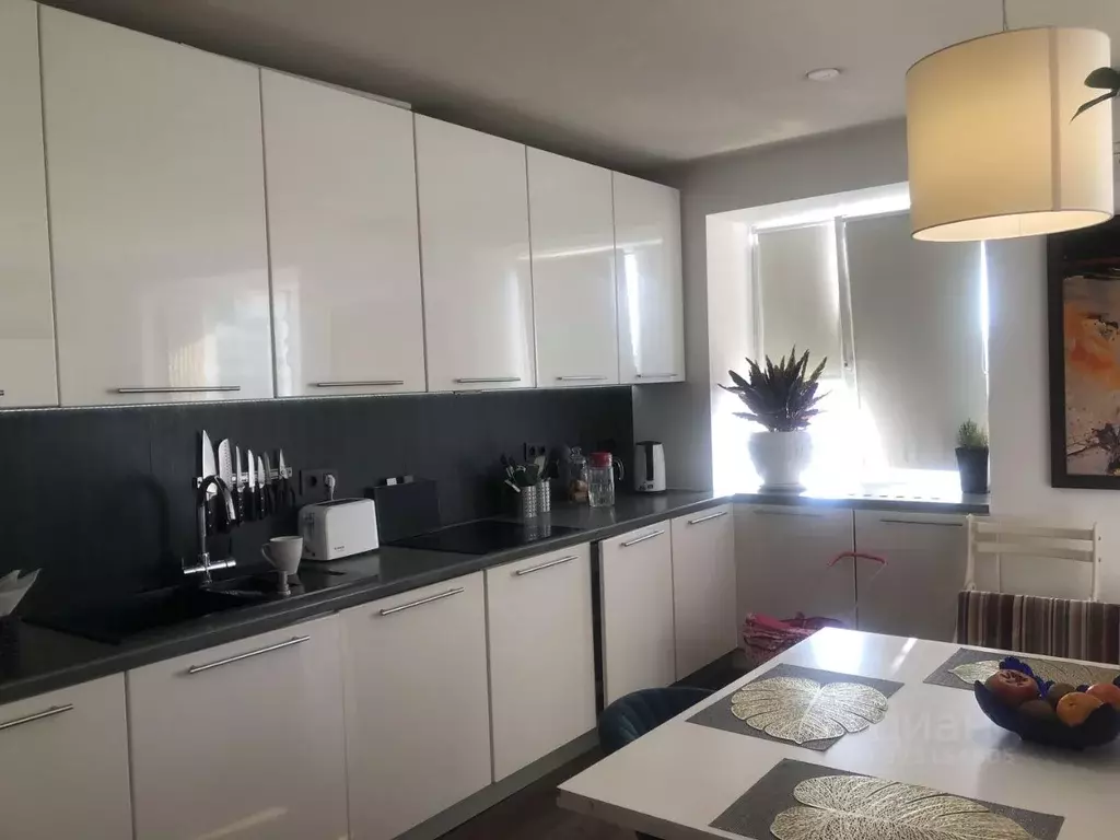 2-к кв. Красноярский край, Красноярск ул. Горького, 42 (59.0 м) - Фото 2